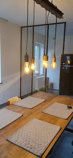 Séparation vitrée style atelier pour salle à manger moderne à La Louvière – Vitrerie RF